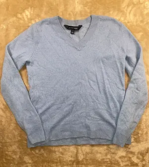 41 Hawthorn Cashmere Women's Light Blue V-Neck Sweater thumbnail 1