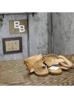 Universal Thread Womens Sol Toe Loop Ankle Strap Sandals 92609426 Tan Brown 6M thumbnail 4