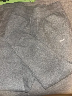 Nike Sweatpants thumbnail 3