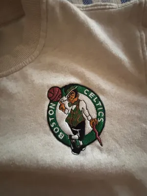 Vintage Celtics Sweatshirt Gildan thumbnail 4
