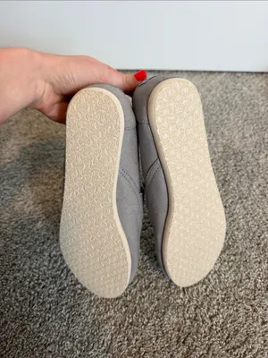 Toms Women's Slip-On Canvas Moccasins - Light Gray thumbnail 5