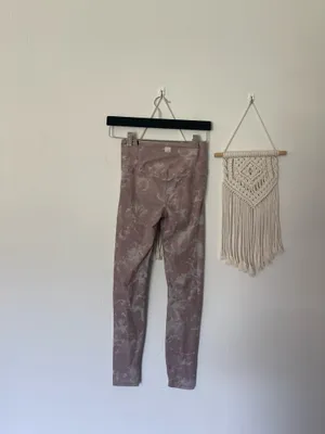Vuori Clean Elevation Leggings in Dusty Rose & Heather Gray thumbnail 3