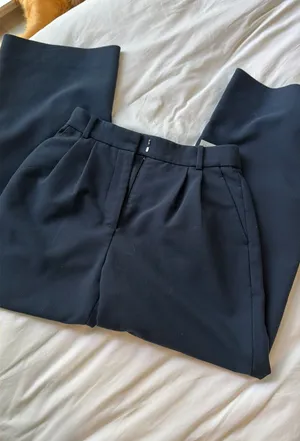 Abercrombie & Fitch Wide Leg Tailored Pant Sloane thumbnail 1