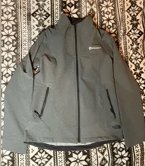 The North Face Ladies Tech Stretch Soft Shell Jacket thumbnail 1