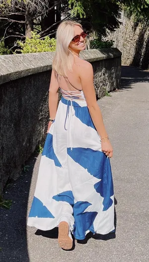 Dress thumbnail 2