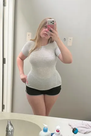 Lululemon Tee Short Sleeve thumbnail 1