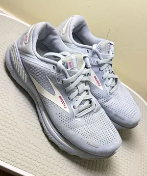 Brooks Adrenaline GTS 22 Shoes Womens Size 8.5 Blue Sneakers Running Gym Walk thumbnail 1