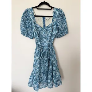 English Factory Mini Blue Dress Square Neck Size Medium Tie Front NEW thumbnail 3