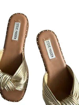 STEVE MADDEN Gold Leather Knot Slide Sandals Size 6 thumbnail 4