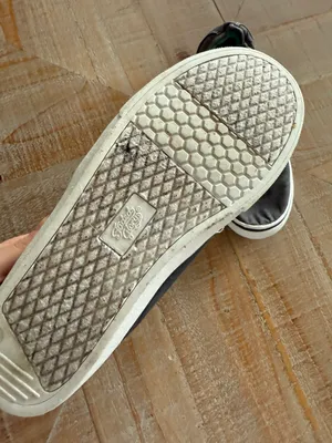 Faded Glory Sneakers thumbnail 2