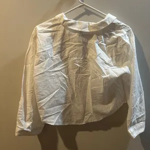 Anthropologie White Cropped Button-Down Shirt thumbnail 4