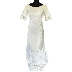 Vintage 1960s Bridal Portrait Wedding Dress Union Made, Vintage Size 10 (4-6) thumbnail 2