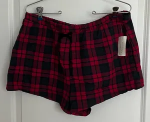 NEW Altar’d State Holiday Red Flannel Pajama Bottoms Size XXL NWT thumbnail 1