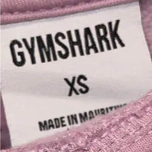 Gymshark Cropped Hoodie thumbnail 2