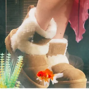 UGG Classic Chillapeak Platform Boots thumbnail 2