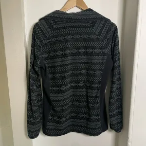 Columbia‎ Patterned Fleece Quarter Zip Pullover thumbnail 2