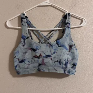 Lululemon free to be serene bra thumbnail 1