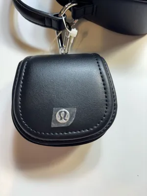 Lululemon cactus leather mini bag thumbnail 5