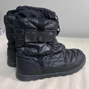 ❄️ The North Face Primaloft ThermoBall Winter Snow Boots Black Women’s 9 ❄️ thumbnail 1