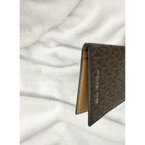 Michael Kors Passport Holder Unisex One Size Brown Logo Canvas Leather Travel thumbnail 5
