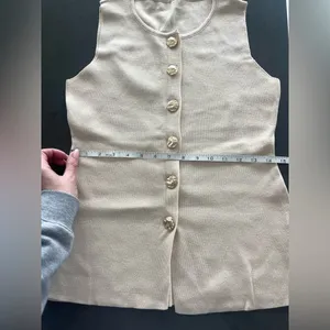 Nwot Knitted Buttoned Vest In Cream Color S thumbnail 13