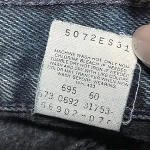 Vintage Levi’s 900 Series Mom Jeans Women's 10 Tapered Dark Blue Denim USA 90s thumbnail 6