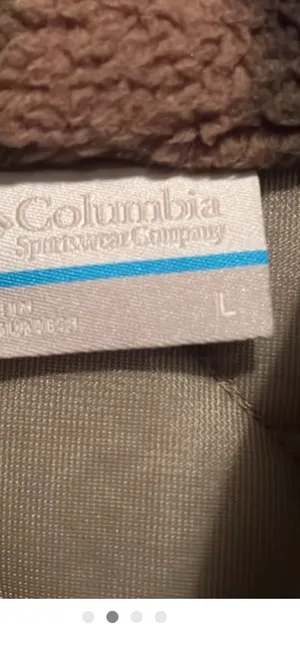 Women’s Columbia Full-Zip Jacket thumbnail 3