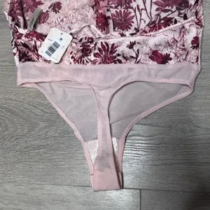Free People Intimately Floral There She‎ Goes Bodysuit Romantic Combo XSmall NWT thumbnail 6
