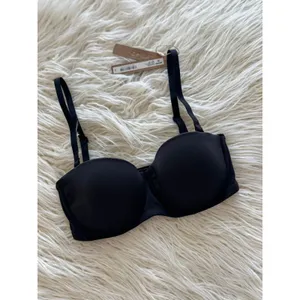 Skims Fits Everybody Strapless Bra Onyx Size 30C thumbnail 3