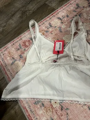 NWT Edikted‎ small white tank top thumbnail 7