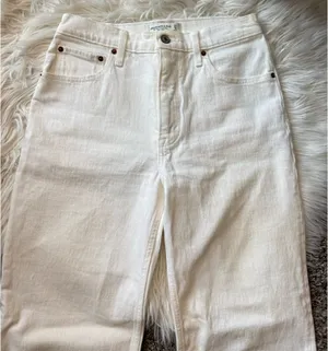 Abercrombie High-Rise 90s Relaxed Jeans White thumbnail 2