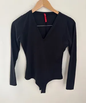 Spanx Suit Your Fancy Long Sleeve V‎ Neck Bodysuit Black Small S/P Thong Back thumbnail 1