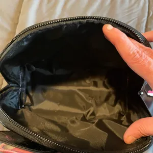 Disney Crème Shop Minnie Mouse make up bag thumbnail 6