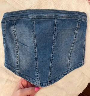 Love Tree Denim Top Crop thumbnail 1
