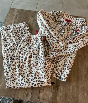 Victoria's Secret pj set thumbnail 1