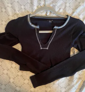 Black Size XS thumbnail 1