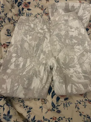 Hollister Baggy Camo Pants thumbnail 2