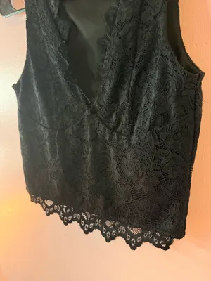 Floral lace top Black thumbnail 4