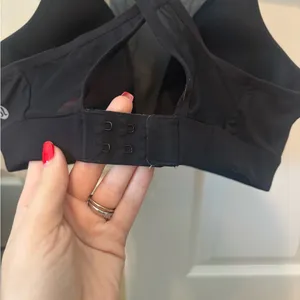 Lululemon Athletica Black Mesh Sports Bra thumbnail 3