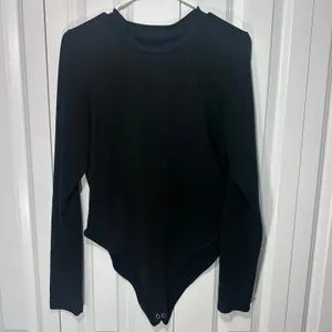 Good‎ American Good Form Bodysuit Womens 5 or 2XL Black Long Sleeve Crew Neck thumbnail 2