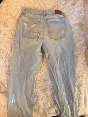 American Eagle Mom Jeans thumbnail 2