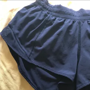Lululemon Hotty Hot Shorts Black Workout Running Mesh 8 Medium 2.5” inseam short thumbnail 4