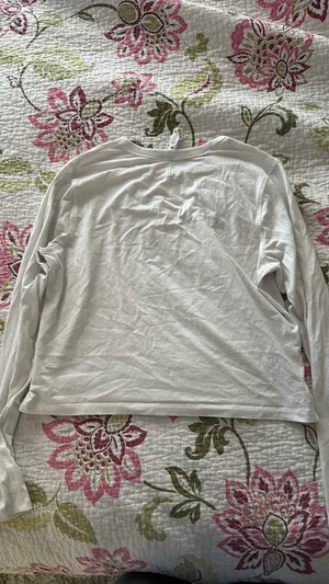 Lululemon long sleeve  thumbnail 3