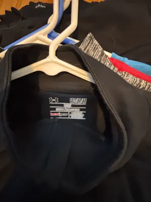 Men’s Under Armour Quarter-Zip thumbnail 2