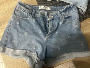 Hollister High-Rise Denim Shorts - Size 9/8 (W29) thumbnail 1