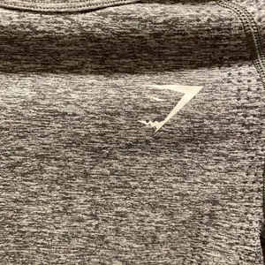 Gymshark Gray Vital Seamless Long Sleeve Crop Top Size Small thumbnail 2