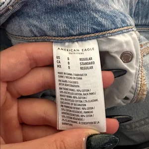 American Eagle Strigid Distressed Super High Rise Baggy Wide Leg Ankle Jeans thumbnail 7