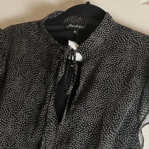 French Kiss Black & White Polka Dot Flutter Sleeve Tiered Ruffle Mini Dress NWT thumbnail 5