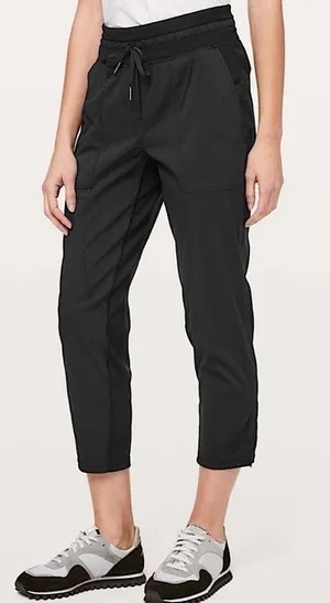 Lululemon Dance Studio Crop 25” Pants‎ Black 4 thumbnail 1
