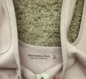Abercrombie pink hook and eye top thumbnail 3